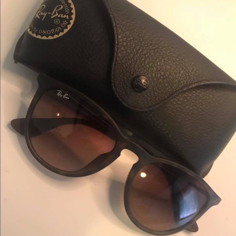 Erika Ray Bans